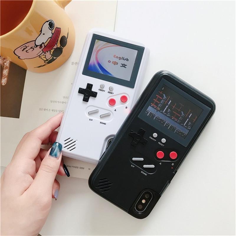 Game Boy Color Case - A Case With Built-In Retro Games!